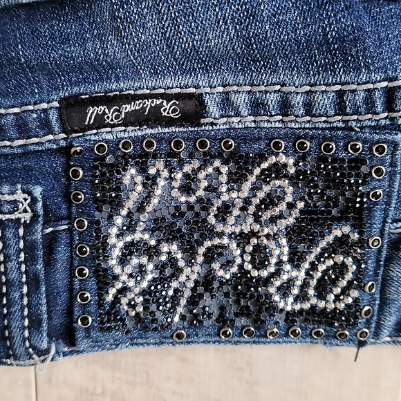 Rock & Roll Cowgirl Jeans - Picture 4 of 15